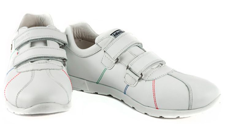 Белые кроссовки для занятий спортом в магазине Sole Kids